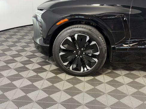 Used 2024 Chevrolet Blazer EV RS AWD/4WD image 11