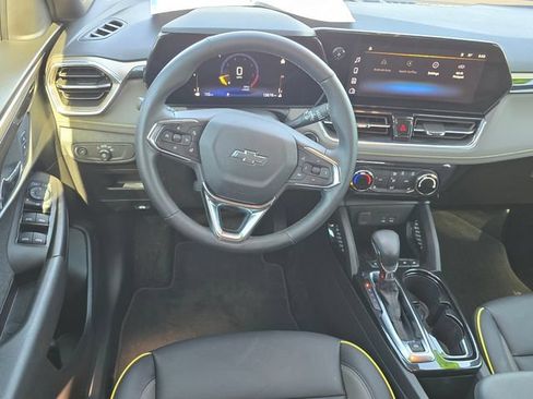 Used 2024 Chevrolet TrailBlazer ACTIV w/ Driver Confidence Package FWD image 11
