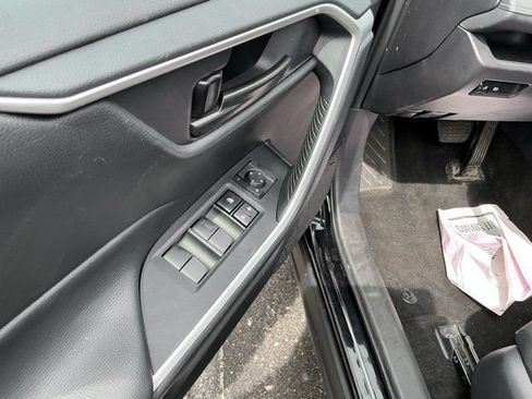 Used 2025 Toyota RAV4 LE FWD image 20