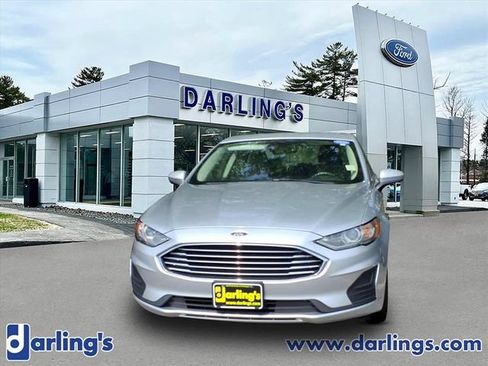Used 2019 Ford Fusion SE FWD image 2