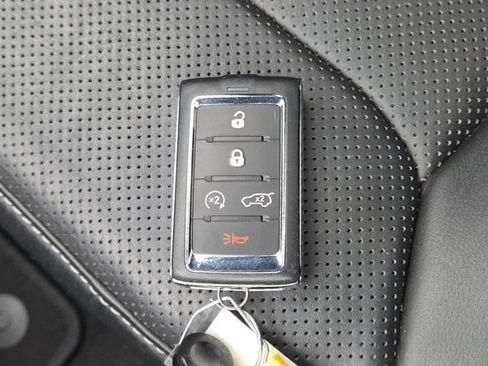 Used 2022 Jeep Grand Cherokee L Overland AWD/4WD image 41