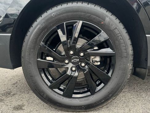 Used 2024 Chevrolet Equinox LS w/ Midnight Edition image 11