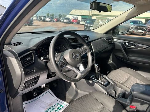 Used 2018 Nissan Rogue S AWD/4WD image 13