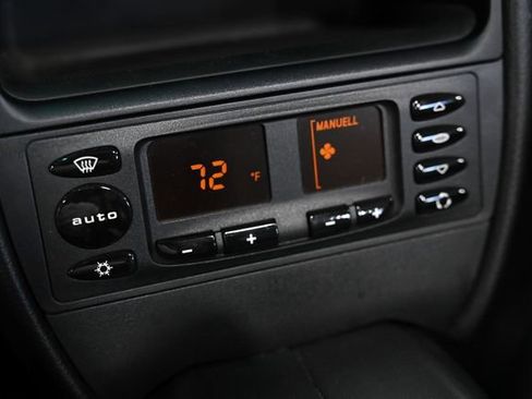 Used 2001 Porsche Boxster image 44