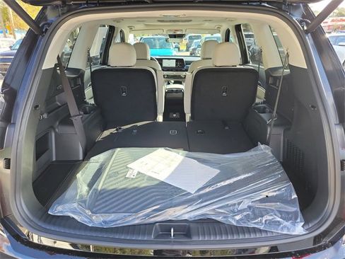 New 2025 Kia Telluride S image 14