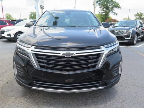 Used 2024 Chevrolet Equinox LT w/ LPO, Floor Liner Package FWD image 9