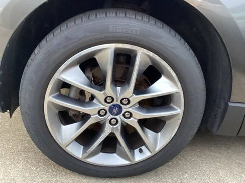 Used 2015 Ford Edge Titanium w/ Equipment Group 302A AWD/4WD image 5