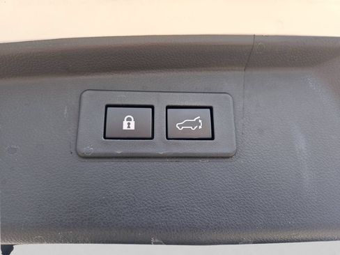Used 2024 Subaru Outback Premium AWD/4WD image 22