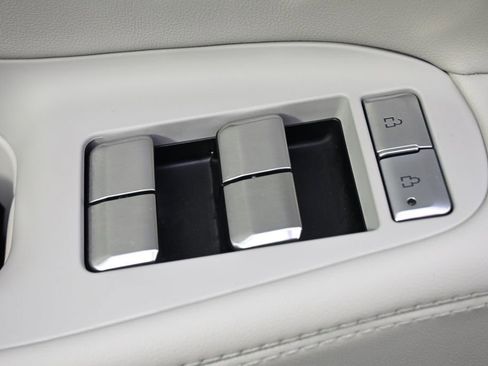 New 2026 Lincoln Navigator Reserve w/ Jet Appearance Package AWD/4WD image 24