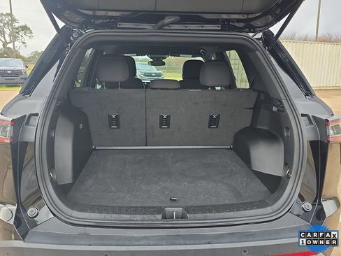 Used 2025 Chevrolet Equinox LT image 12