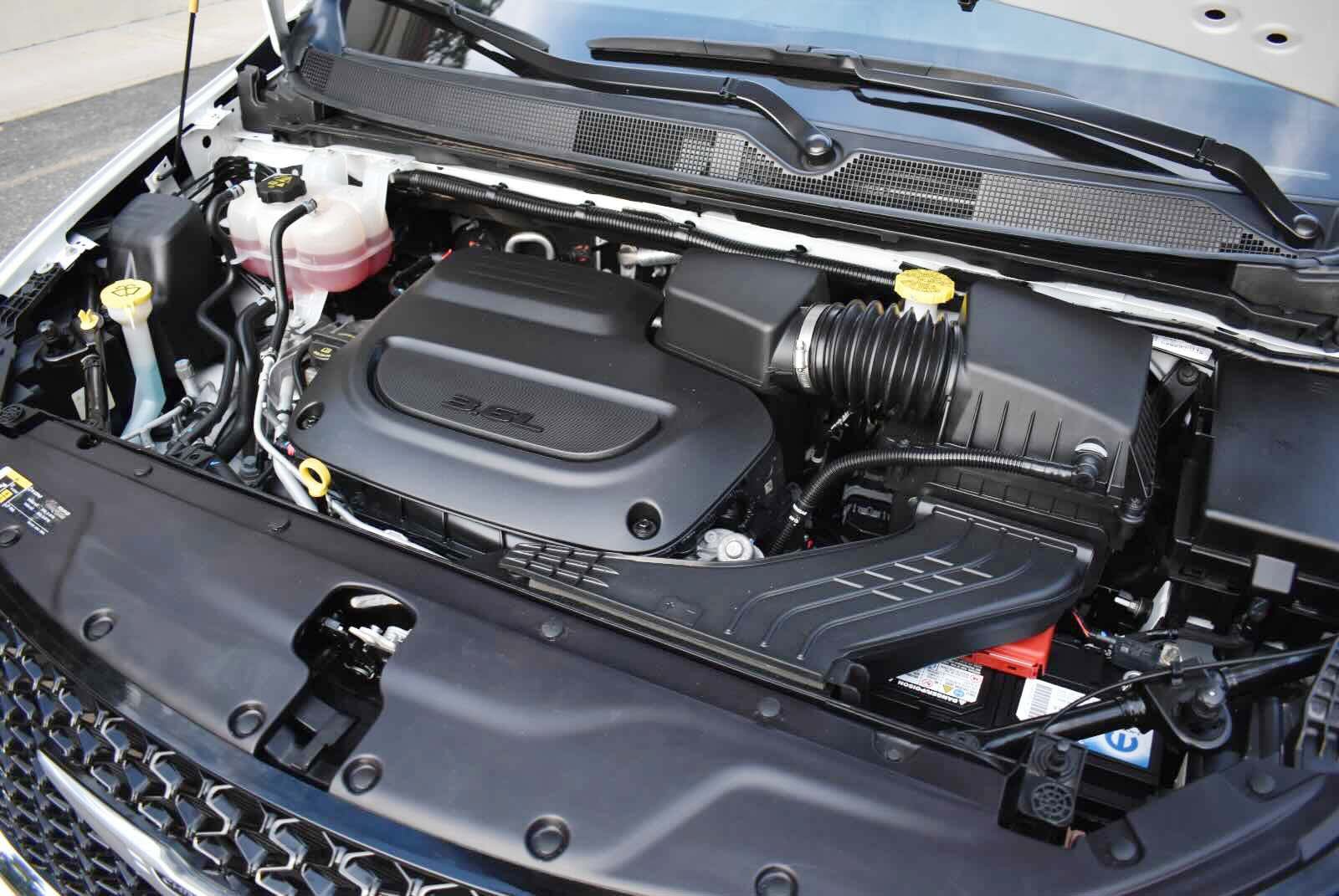 Used 2025 Chrysler Pacifica Select FWD image 29