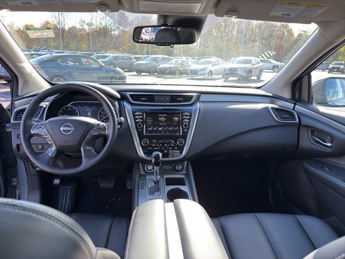 Certified 2023 Nissan Murano SV w/ SV Midnight Edition Package image 27