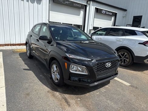 Used 2019 Hyundai Kona SE image 3