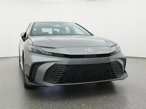 New 2026 Toyota Camry SE FWD image 30