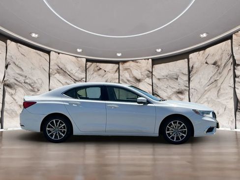 Used 2020 Acura TLX FWD image 4