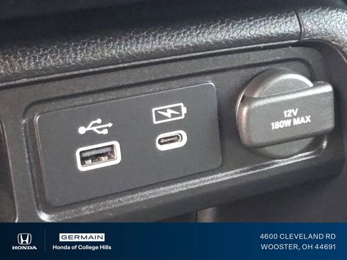 Certified 2023 Honda Pilot Touring image 24
