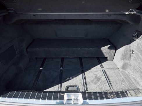 Used 2024 Mercedes-Benz Maybach GLS 600 4MATIC image 14