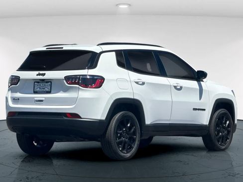 New 2026 Jeep Compass Latitude AWD/4WD image 2