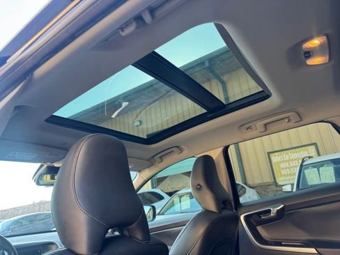 Used 2015 Volvo XC60 T5 Premier Plus image 29