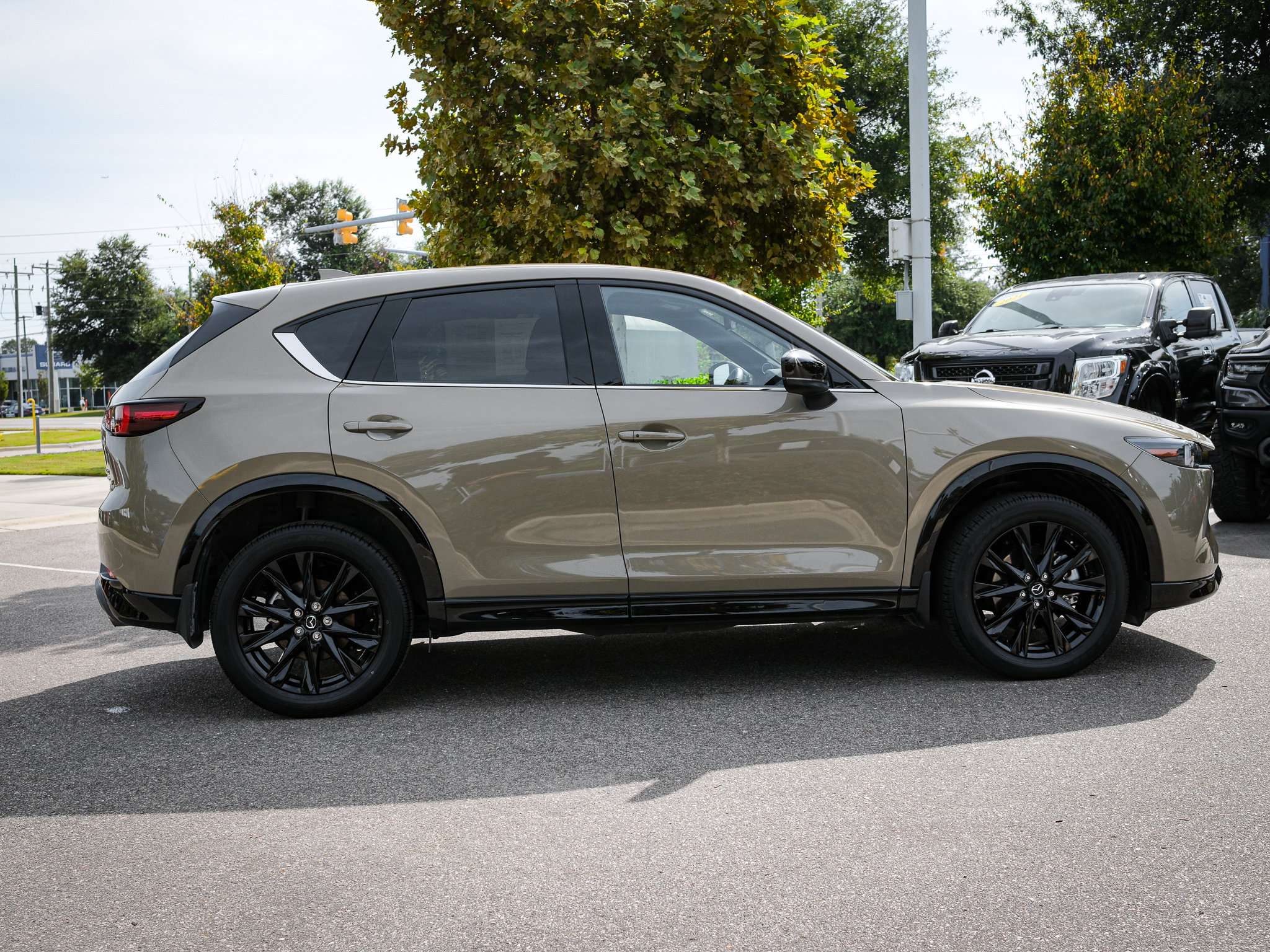 Used 2024 MAZDA CX-5 Carbon Edition AWD/4WD image 11