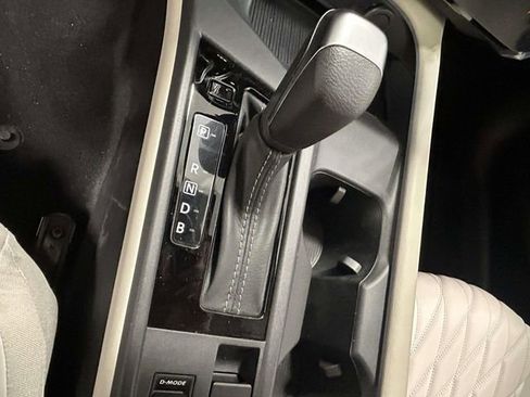 New 2026 Nissan Sentra SL FWD image 18