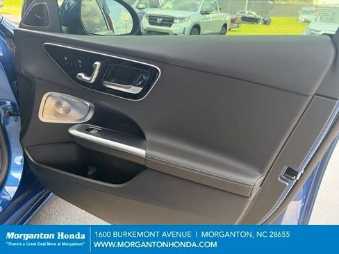 Used 2024 Mercedes-Benz C 300 4MATIC Sedan image 32