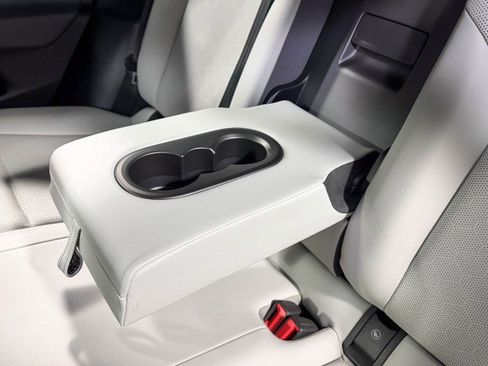 Used 2021 Volkswagen ID.4 Pro S image 16