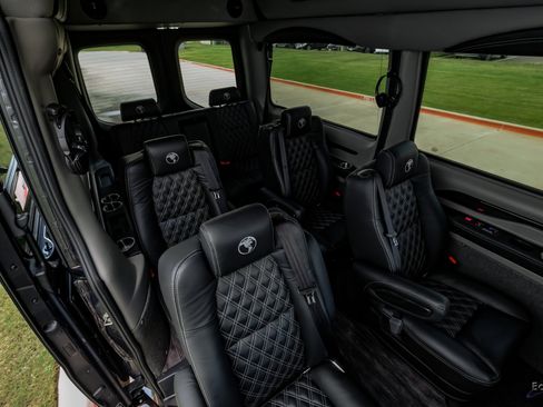 Used 2023 Mercedes-Benz Sprinter 2500 image 67