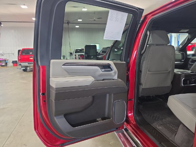 Used 2025 Chevrolet Silverado 3500 LTZ w/ LTZ Premium Package AWD/4WD image 26