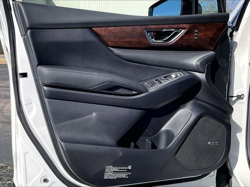Used 2024 Subaru Ascent Touring image 19