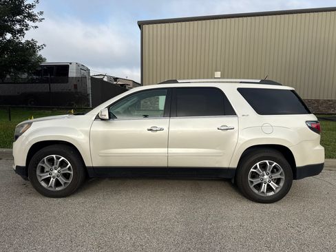 Used 2015 GMC Acadia SLT FWD image 9