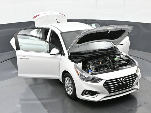 Used 2022 Hyundai Accent SEL FWD image 45