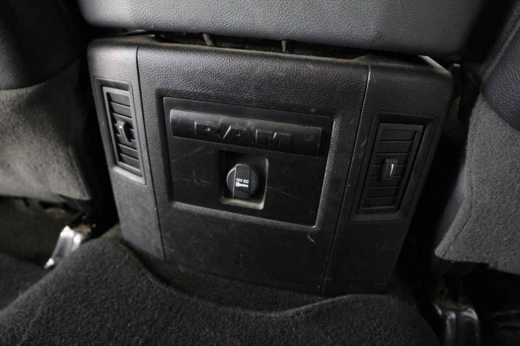 Used 2015 RAM 1500 Big Horn AWD/4WD image 40