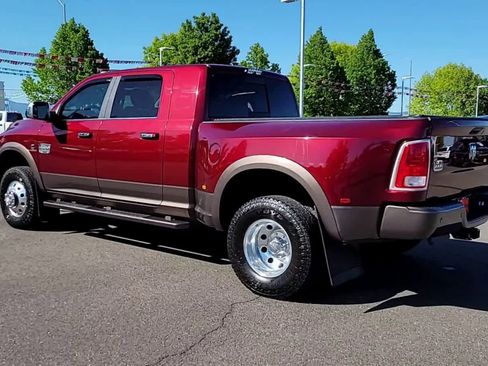 Used 2018 RAM 3500 Laramie Longhorn w/ Convenience Group AWD/4WD image 6