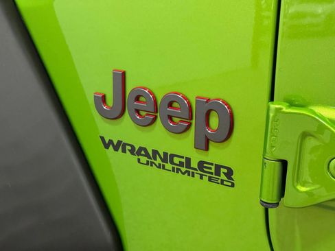 Used 2018 Jeep Wrangler Unlimited Rubicon w/ Dual Top Group image 78