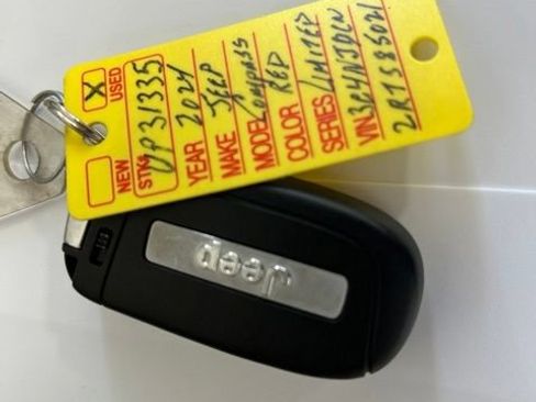 Used 2024 Jeep Compass Limited AWD/4WD image 32