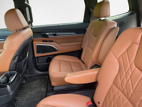 Certified 2025 Kia Telluride SX X-Line AWD/4WD image 24