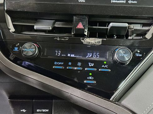 Used 2024 Toyota Camry XSE w/ Navigation Package image 23