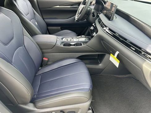 New 2026 INFINITI QX60 Sport AWD/4WD image 13