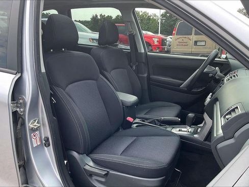 Used 2018 Subaru Forester 2.5i Premium AWD/4WD image 7