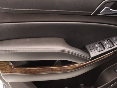 Used 2017 Chevrolet Tahoe LT image 16