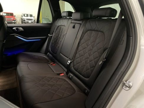 Used 2026 BMW X5 xDrive40i AWD/4WD image 75