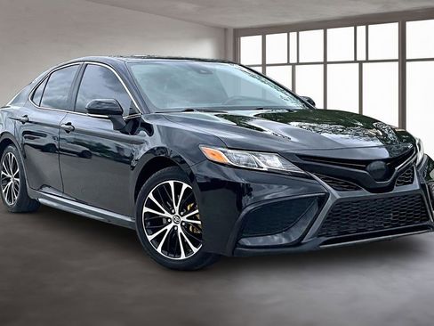 Used 2023 Toyota Camry SE FWD image 12