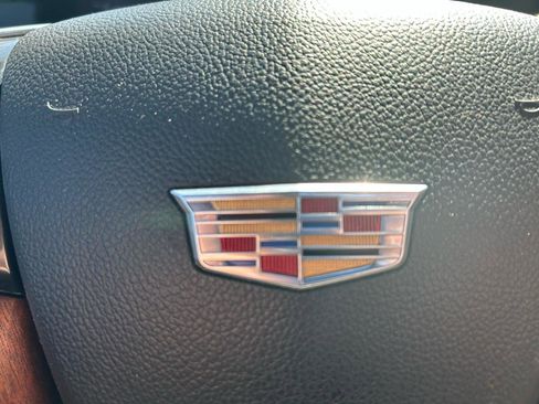 Used 2016 Cadillac XTS Luxury w/ Driver Awareness Package image 21