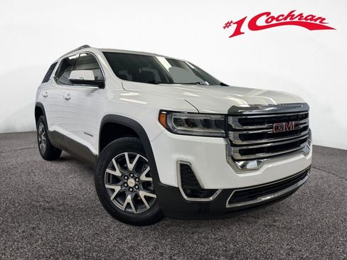 Certified 2023 GMC Acadia SLT w/ Preferred Package image 1