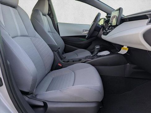 Used 2026 Toyota Corolla SE image 21