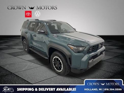 Used 2025 Toyota 4Runner TRD Off-Road Premium AWD/4WD image 1