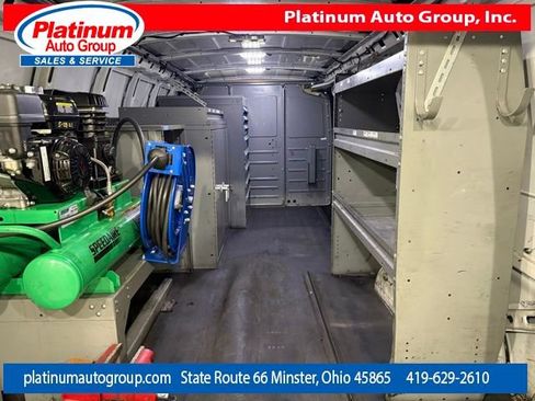 Used 2016 Chevrolet Express 3500 Extended image 31
