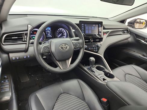 Used 2021 Toyota Camry SE FWD image 14