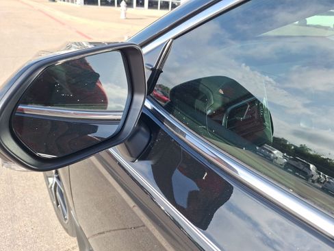 Used 2023 Toyota Camry SE image 13